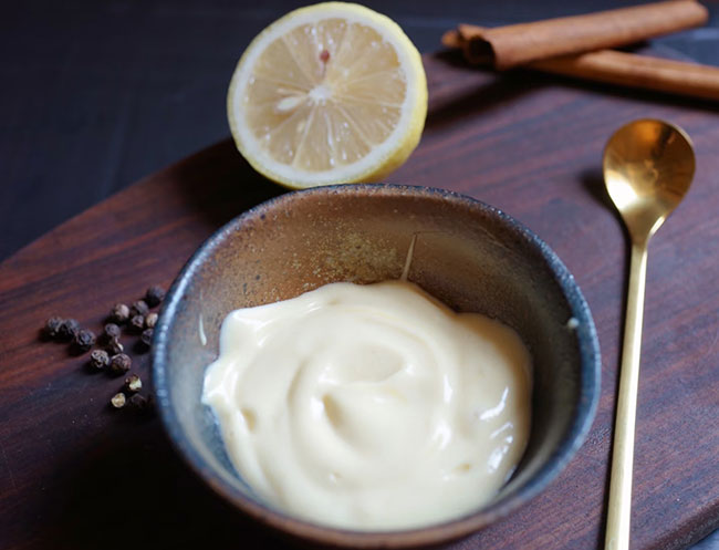 Comment bien émulsionner la Mayonnaise