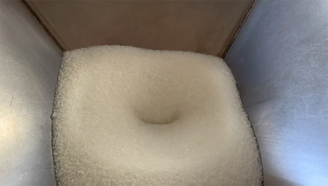 Test de broyage de sucre blanc avec SLU-20